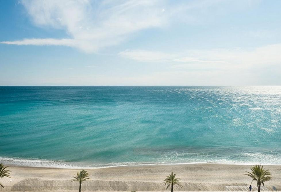 Grand Hotel Pietra Ligure Bagian luar foto